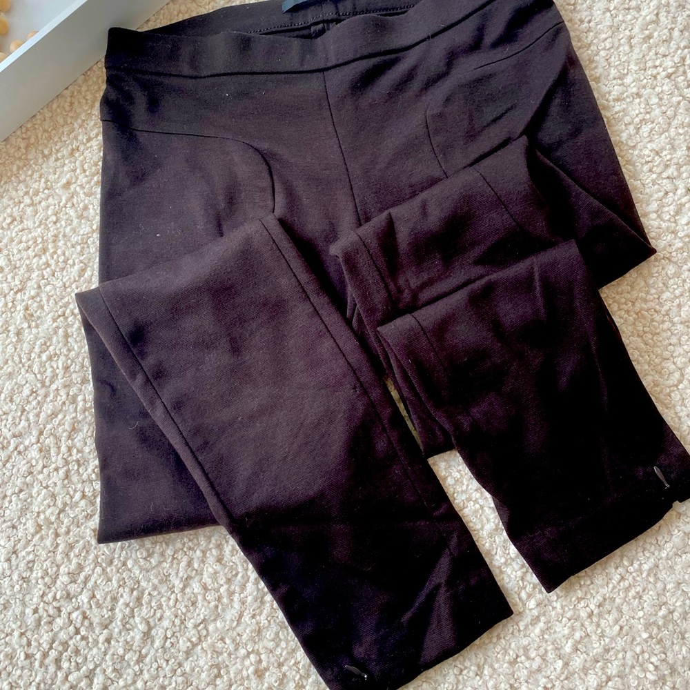 Tahari -Tailored leggings Size 2 Tobacco brown